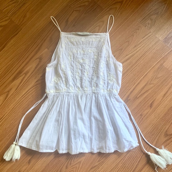 Zara Tops - Zara Embroidered White Tasseled Top